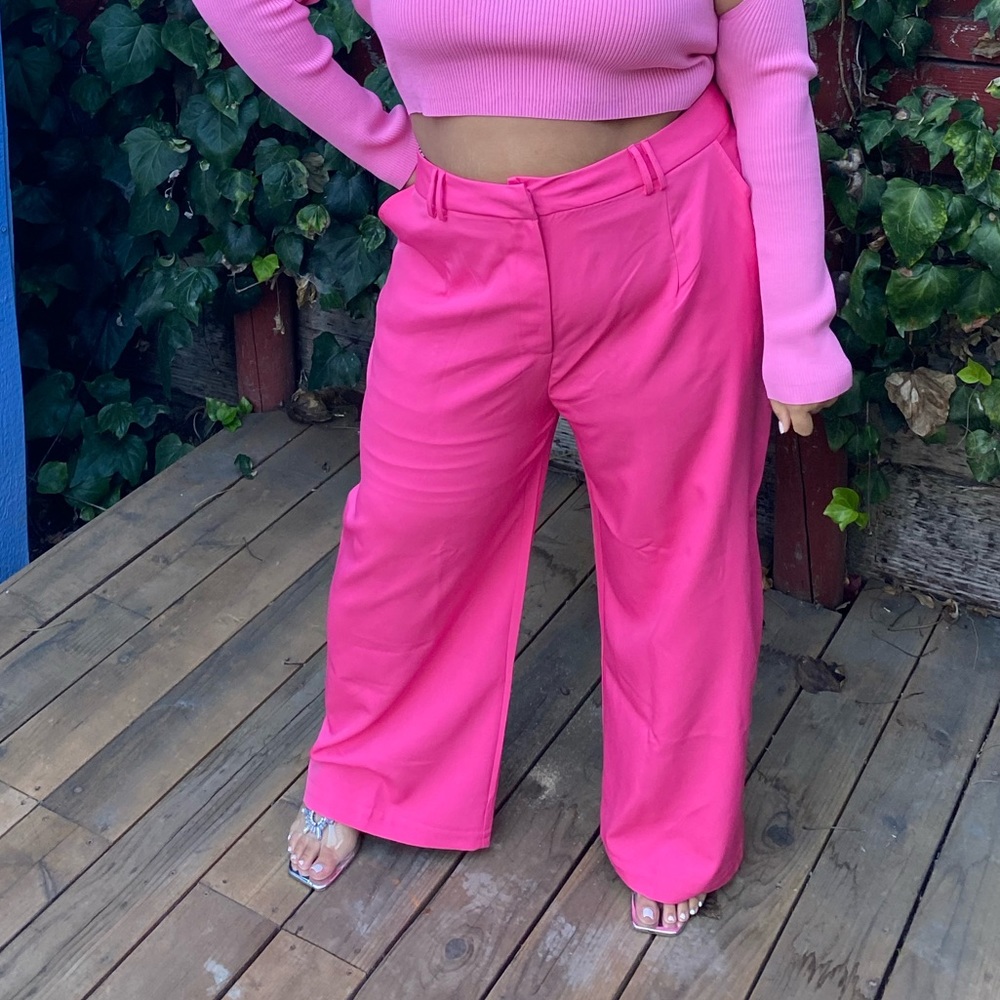 Pretty Little Thing Pink Wide Leg Trousers